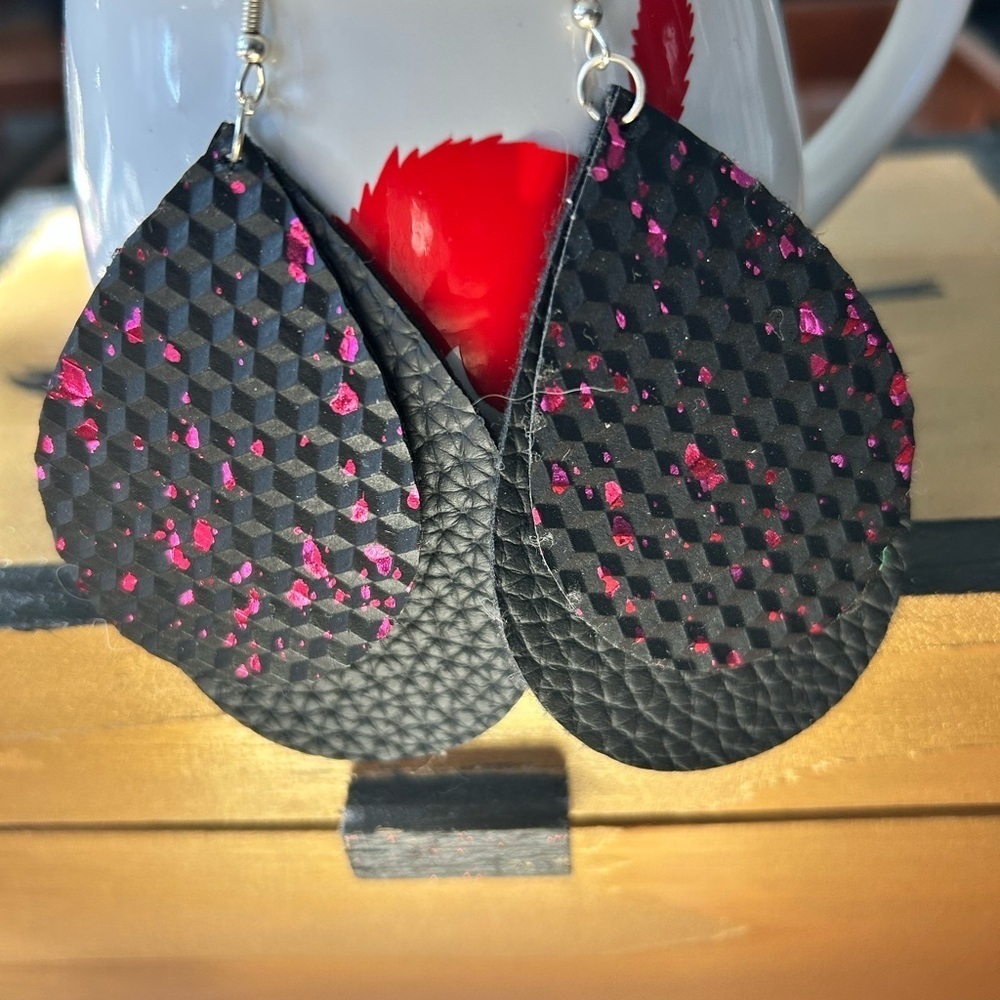 Handcrafted black and Pink Textured leather earrings - make a statement - new